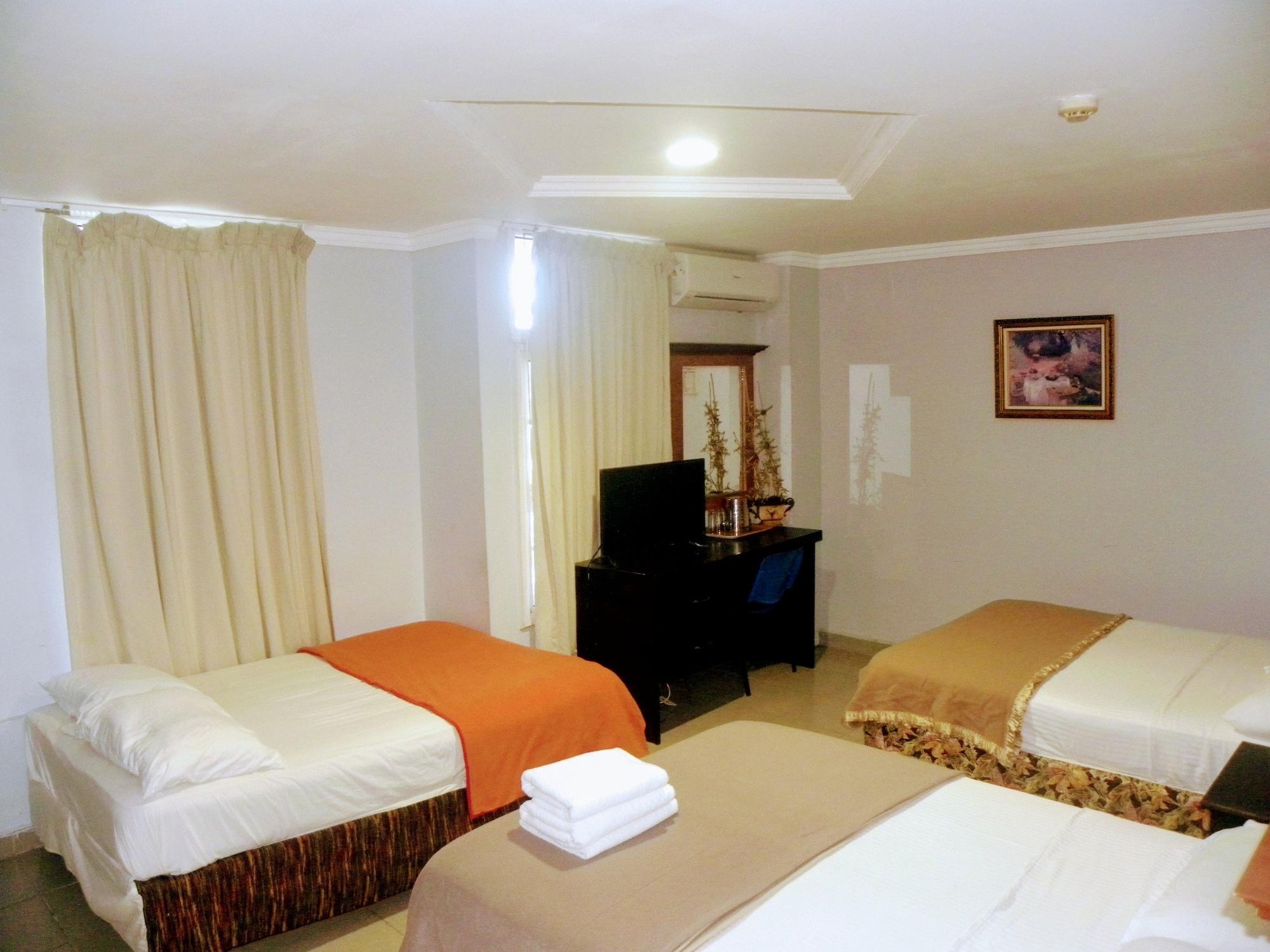 Meryland Hotel كولون المظهر الخارجي الصورة